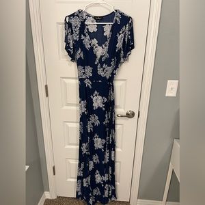 Lulu’s Navy Blue Floral Print Maxi Dress